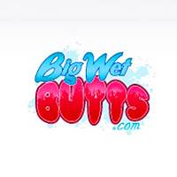 Имеет обе дырки силиконовой подружки в дырявых леггинсах у камина