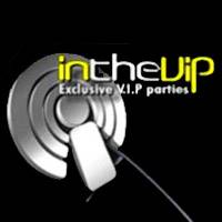 In the VIP Девки танцуют, трахаются друг с другом и парнями на вечеринке