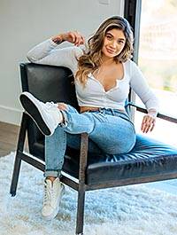 Порно актриса Brenna Sparks, США, 34 года, 165 см, 55 кг, третий размер груди Brenna Sparks