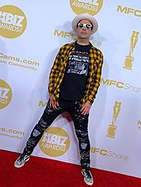 Порно актер Eric John, США, 56 лет, 188 см, 82 кг Eric John