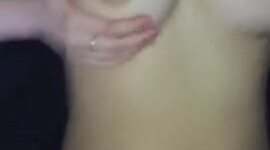 Кончил в щетинистую киску в классике телке с болтающимися сиськами