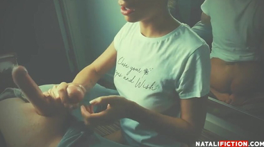 Выдрочила сперму в рот для проглота свежего семени