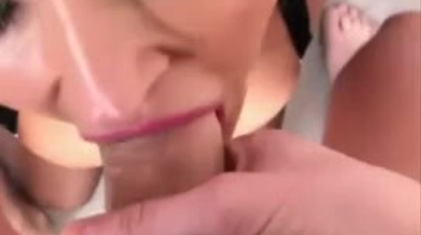 Минет от мастерицы Обри Блэк и оргазм в домашней ебле