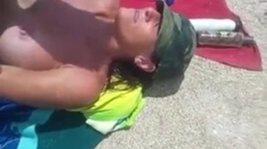 Муж снимает, как друг пялит на пляже грудастую сексвайф