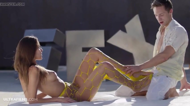 Нежный кунилингус и трах чешки Сильви Делюкс на четвереньках