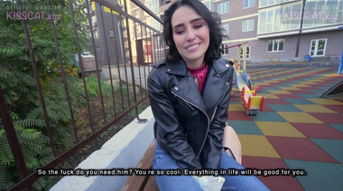 Пикапер искуситель: россиянка прогуляла пары ради перепихона с бабником в подъезде