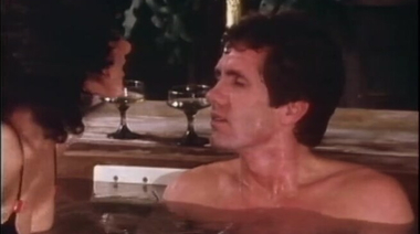 Отодрал кудряшку в классике после кунилингуса в бассейне