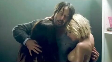 Соблазнение Киану Ривза и секс втроем из фильма «Кто там»