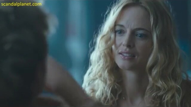 Сцена лесбийского секса голой Хизер Грэм в фильме «Буги-вуги»