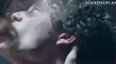 София Дель Туффо трахается с демоном в фильме «Дьяволица»