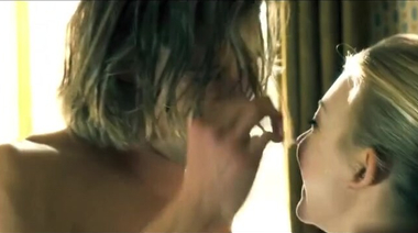 Горячий секс Натали Дормер с Крисом Хемсвортом в фильме «Гонка»