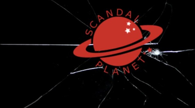 Хардкорный трах раком негритянки Шанолы Хэмптон в сериале «Бесстыжие»