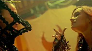 Тори Блэк и Кортни Палм в оргии из «Американского дьявола»