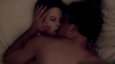 Секс в миссионерской позе Николь Кидман в фильме «Рождение»