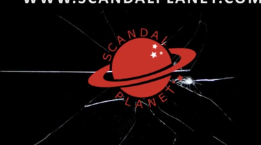 Бесстыжая Саша Александр трахнула парня сверху до приятного финала