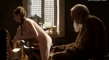 Все сцены с голыми девушками и знаменитыми актрисами из «Игры престолов»