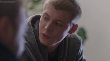 Мастурбация в ванне и позирование голышом Кати Кабак в «Бесстыдниках»