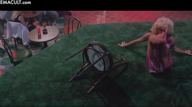 Грязные танцы: стриптиз Деми Мур и Келли Линч в подборке