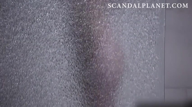 Вся карьерная обнаженка и киношный секс Лорен Кохэн в подборке