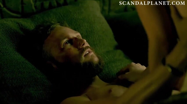 Ида Нилсен в роли Маргрет трахается со всеми сынами Рагнара в «Викингах»