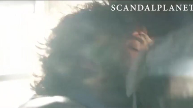 Элизабет Олсен занимается сексом в нарезке из кино