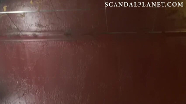 Грубый секс Оливии Уайлд перед зеркалом в сериале «Винил»