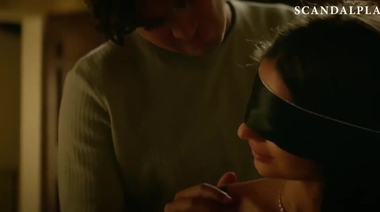 Незнакомец едва не трахнул Эмили Ратаковски, притворившись ее парнем