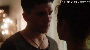 Горячий трах голой Марии Педрасы верхом в испанском сериале