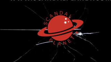 Быстрый перепихон Элизабет Бэнкс с Тоби Магуайром в ванной комнате