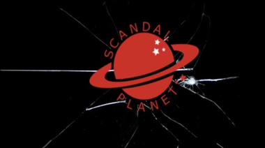 Сальма Хайек в платье с голыми сиськами в роли Фриды