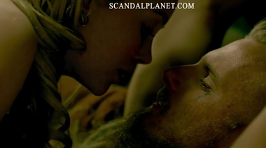 Связанный викинг Бьорн Железнобокий оттрахан нимфоманкой