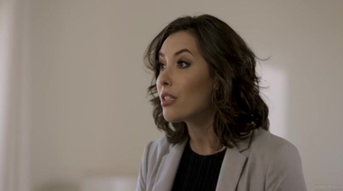 Истерия: эпизод 3 - Чернокожий психолог трахнул жену в спальне