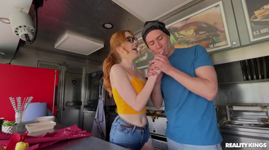 Незабываемое открытие нового фудтрака