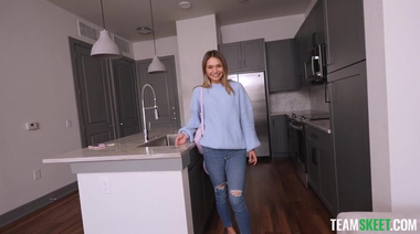 Миа Кей проплатила аренду жилья кредитной писькой