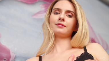 Эмили Свон - «Сексуальная я 2» (Sexy Me 2 2022)