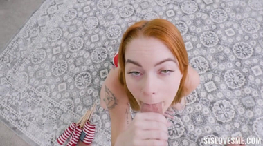 Рыжая бестия Сэйдж Фокс трахается со сводным братом на День труда