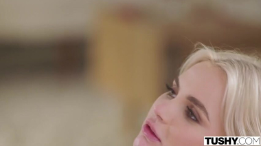 Страстный анальный секс с Ликой Стар на романтическом свидании