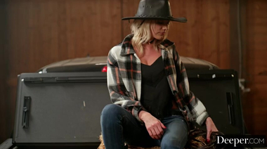 Ковбойша Кенна Джеймс усмирила дерзкого нигера в тройничке с его подругой