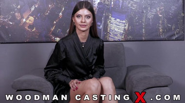 Колумбийка Эса Дисен не жалеет жопу на анальном кастинге Пьера Вудмана