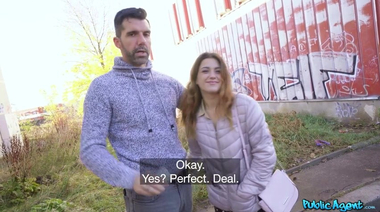 Пикапер трахает за деньги испанку Андреа Лапьедру под носом у ее парня