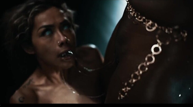 Лесбийский секс сквиртующих зомби в засекреченной лаборатории с паразитами