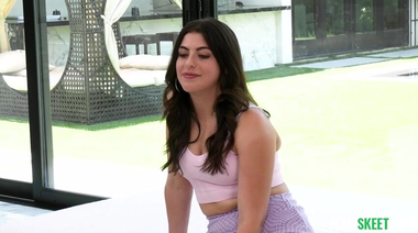 Восходящая ХХХ звезда Гэл Ричи показывает класс на кастинге Team Skeet