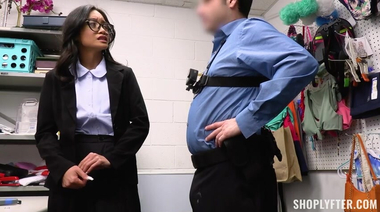 Юридическое образование не помогло воровке Джейд Кимико избежать секса