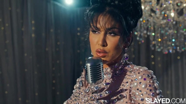 Как открыть свой бизнес (эпизод 4): Лесбийский тройничок на открытии клуба