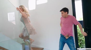 Грязнуля Джорди Эль Ниньо Полла ебет в попу сестру девушки Энджи Линкс