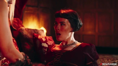 Эвермор (эпизод 1): Принцесса-воин Зара лижет волосатую киску служанки