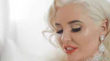 Красивая мачеха сосёт член пасынка и ебется с ним после куни