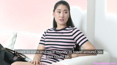 Азиатка учится лесбийскому сексу на женском порно кастинге