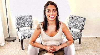 Загорелая Ванесса Скай ебется с большим членом босса на собеседовании